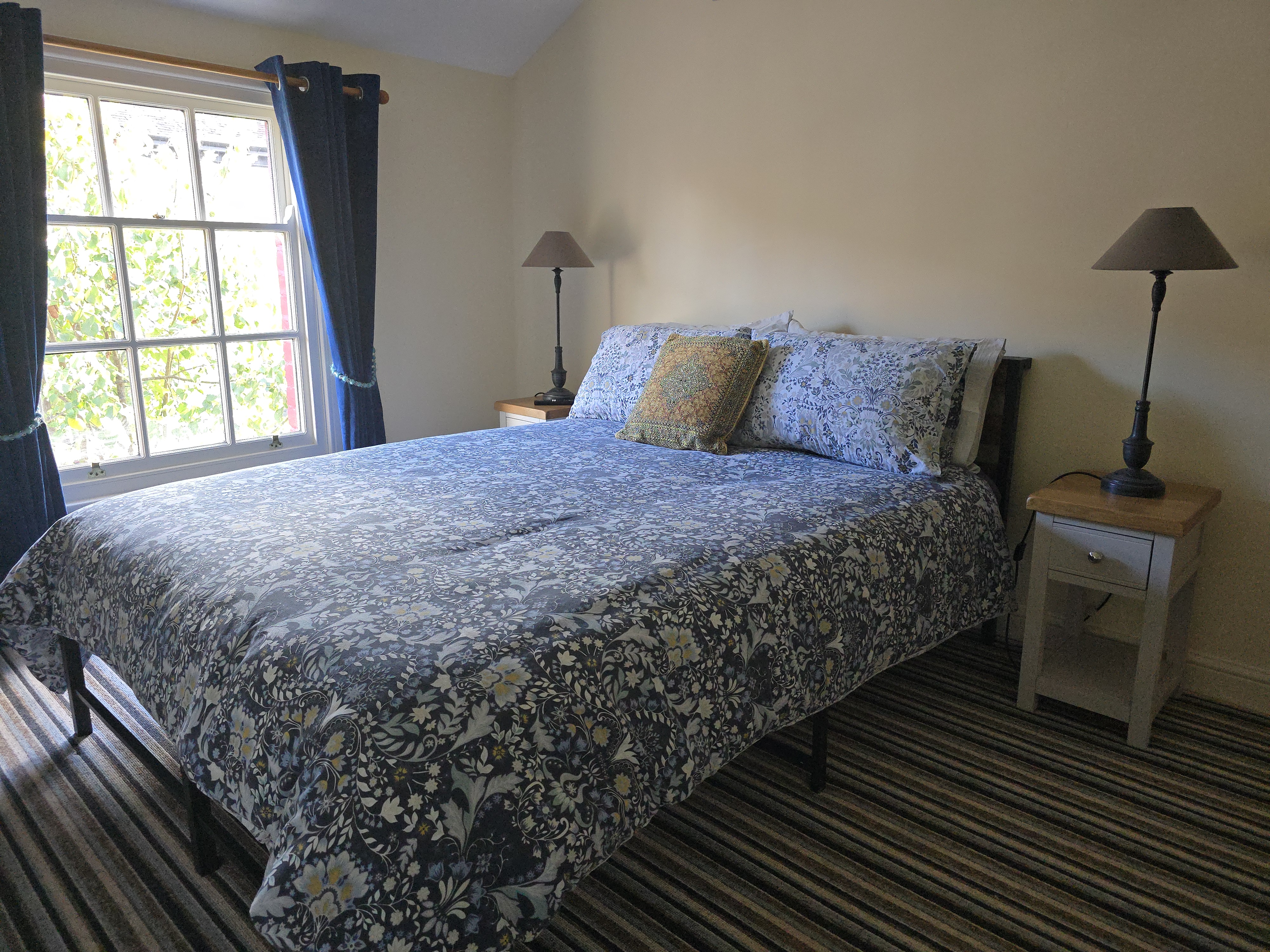 Cosy Double Room – The Unicorn Hotel